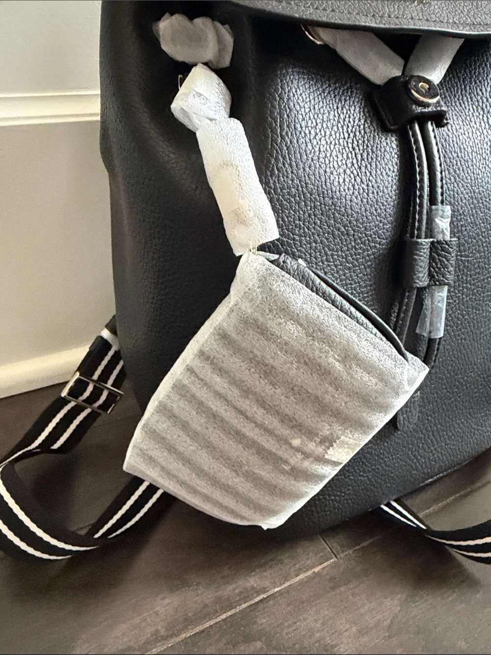 NWT Kate Spade Rosie medium leather flap backpack